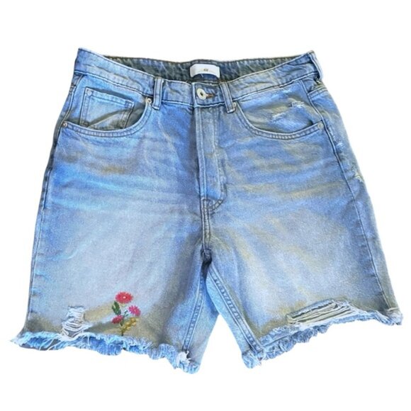 Embroidered H&M High Waist Blue Jean Button Fly Denim Shorts Distressed Size 8 - Picture 2 of 15